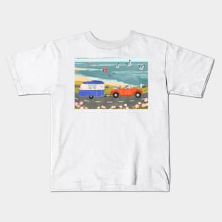 Family Road Trip in a Vintage Car and Caravan Kids T-Shirt